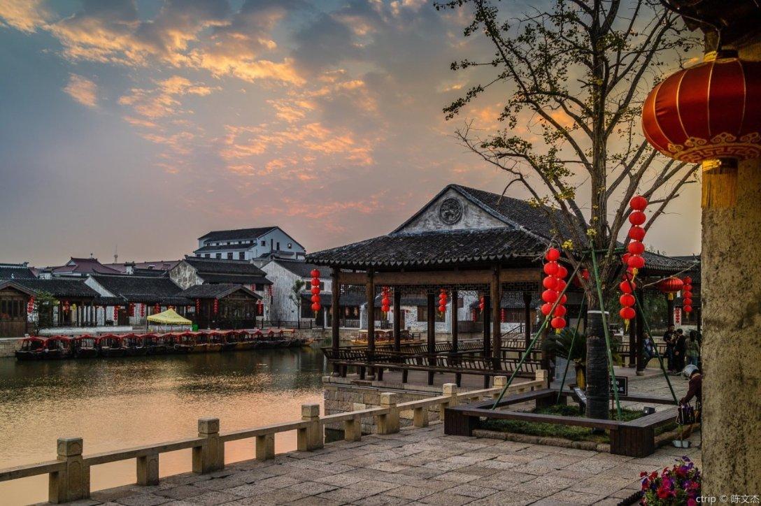 地板冒岩浆无敌版